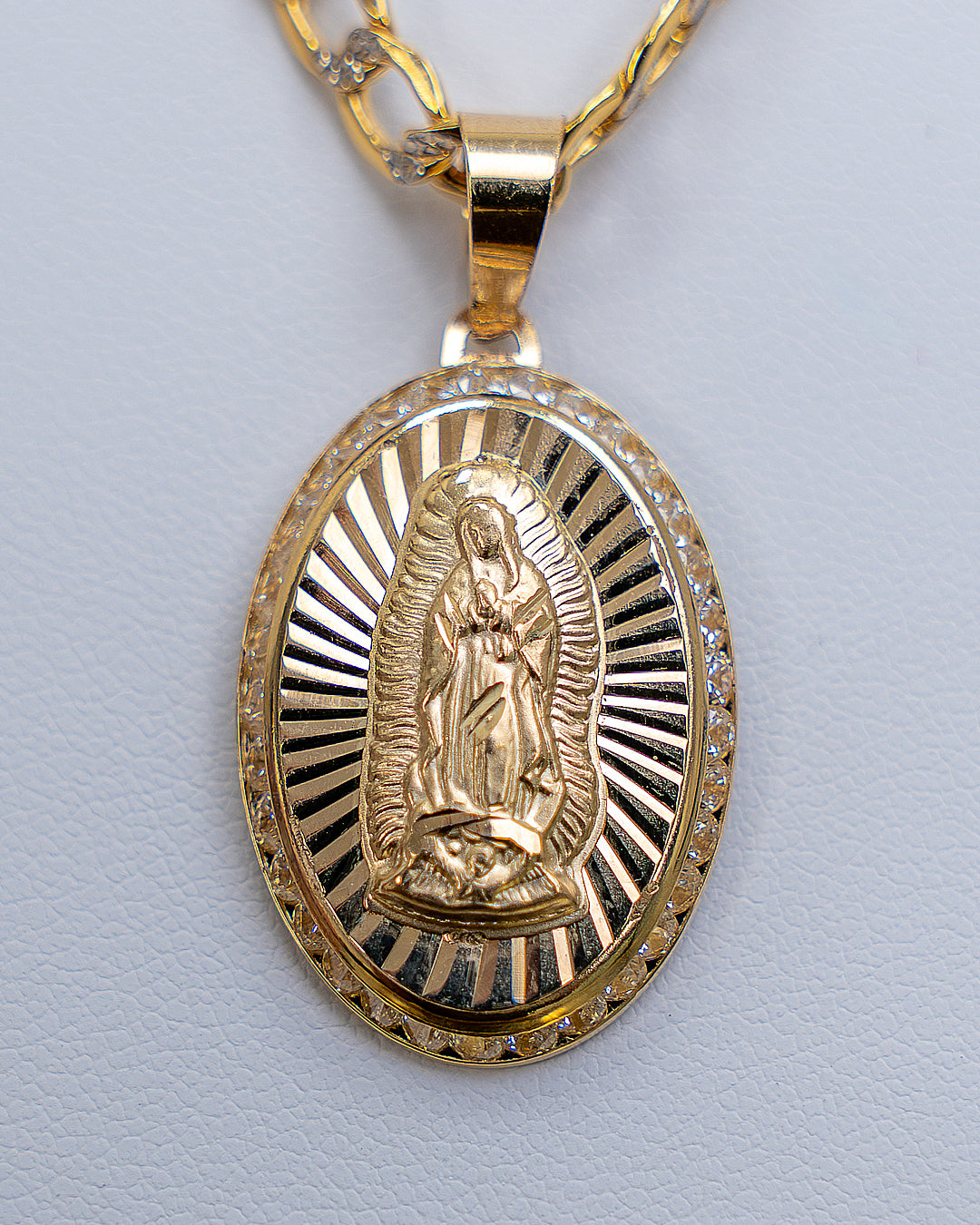 Dije de Virgen, Oro Italiano 14K
