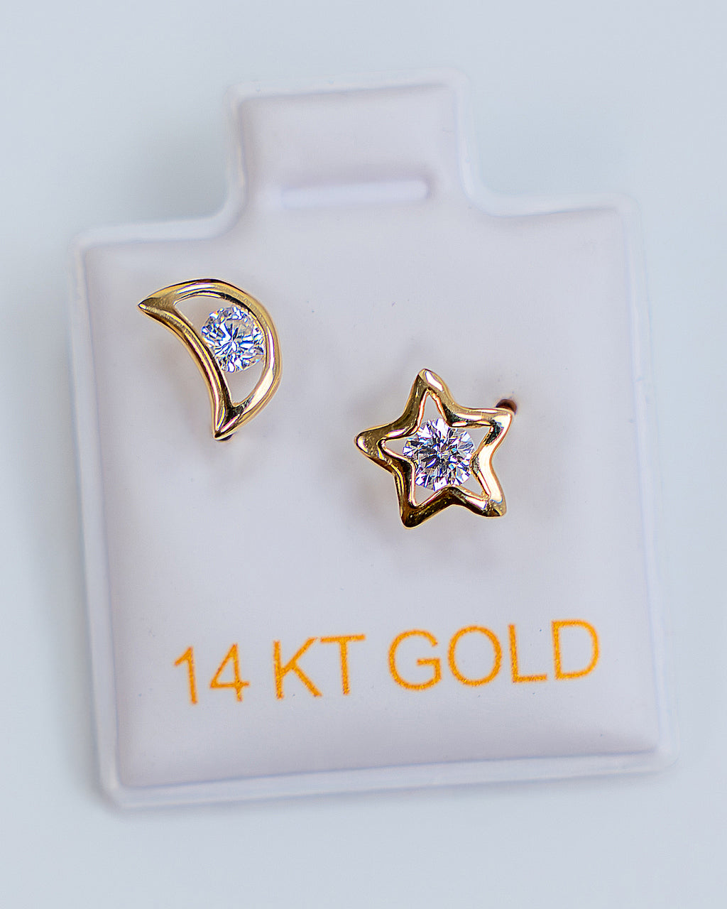 Aretes de broquel, de Oro Italiano 14K