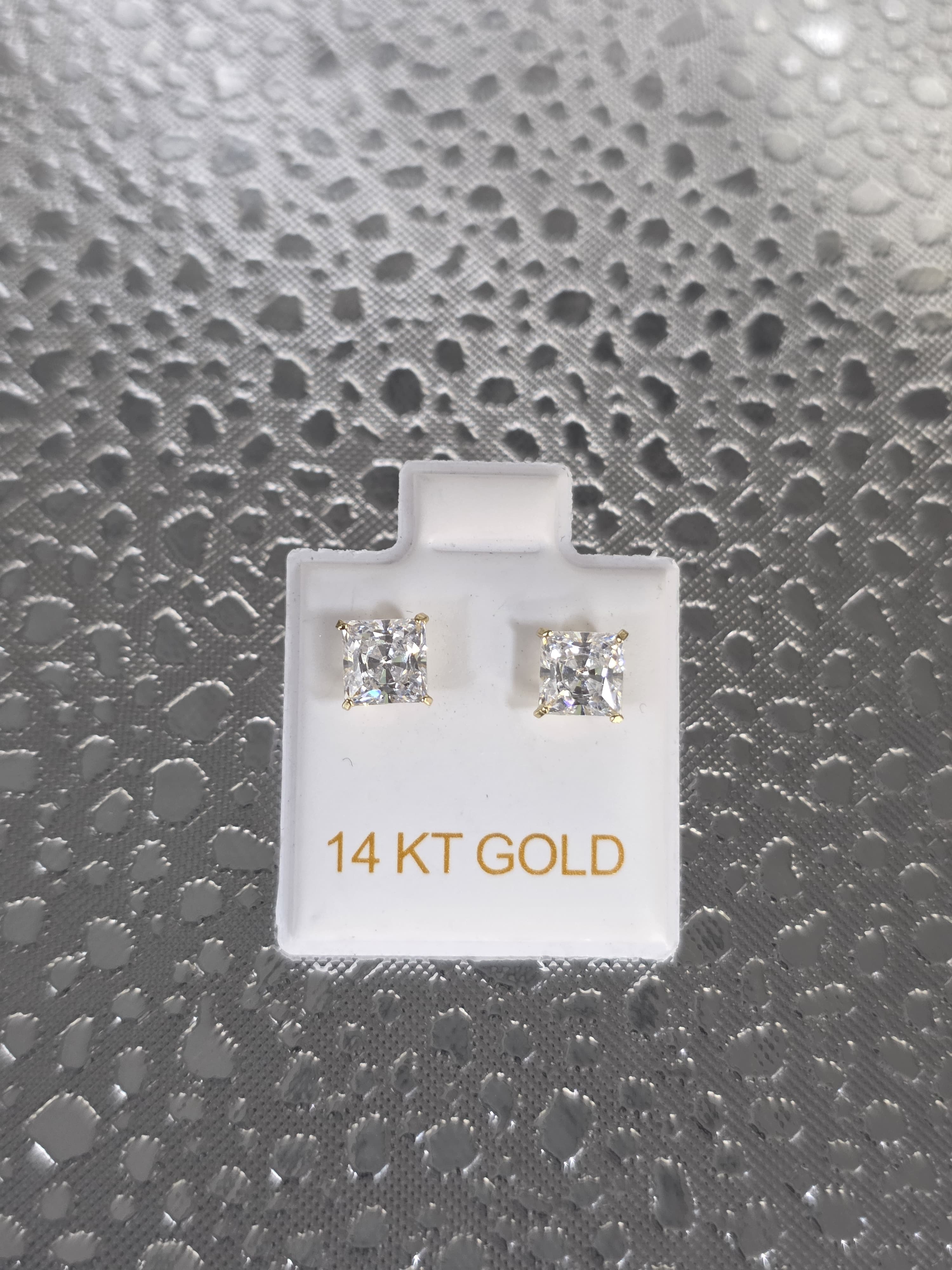 Aretes con circonia oro 14k