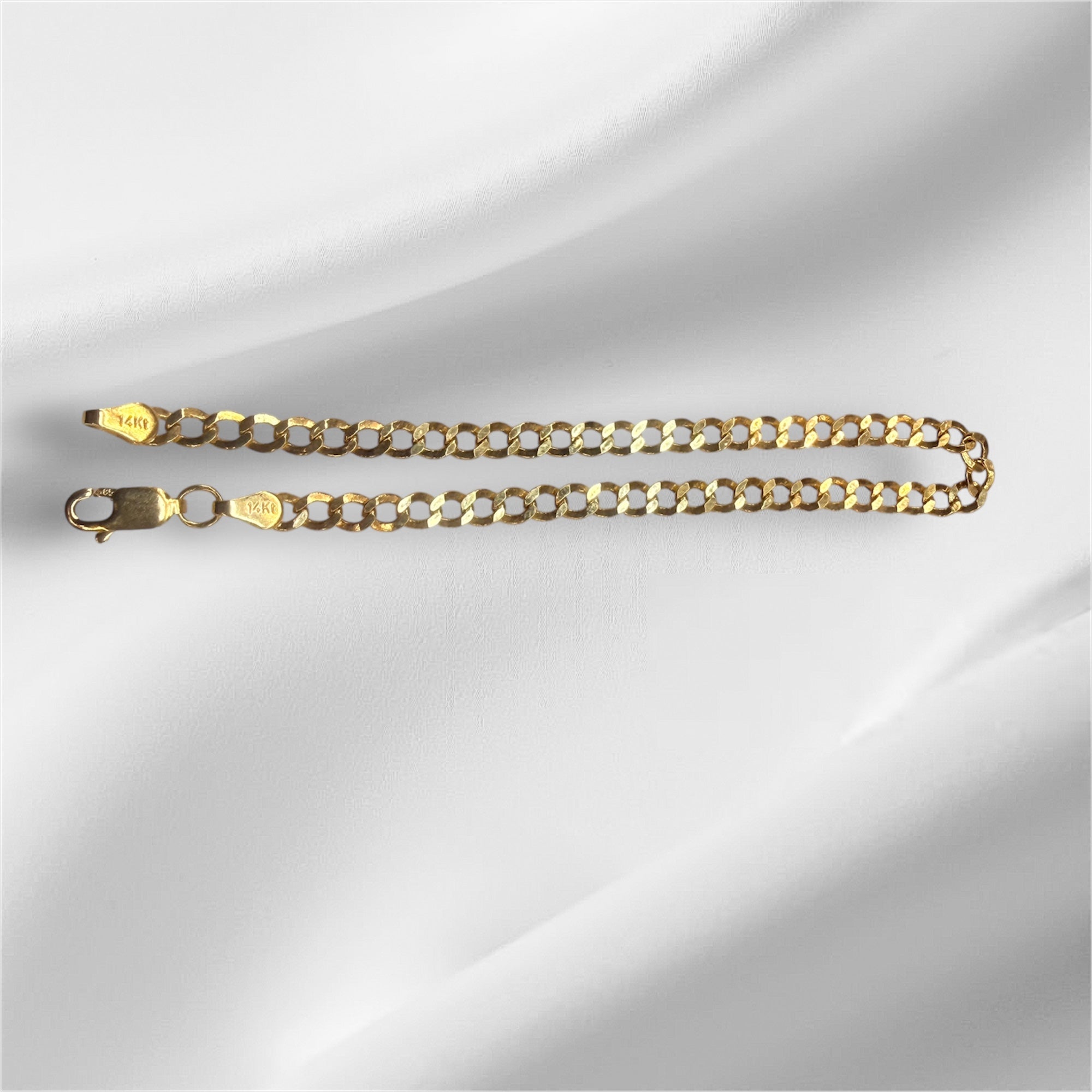 Esclava cubana semi sólida oro 14k