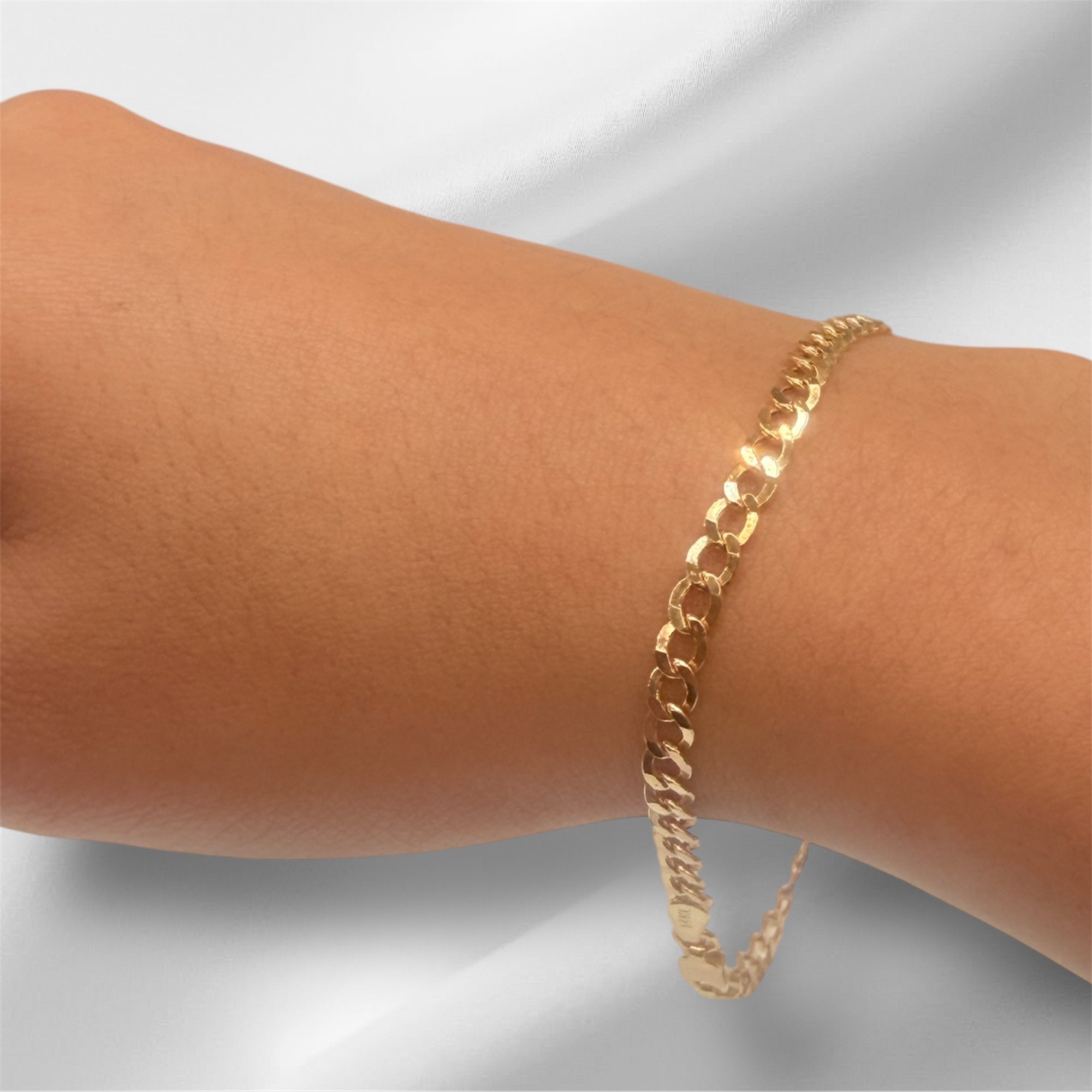Esclava cubana semi sólida oro 14k