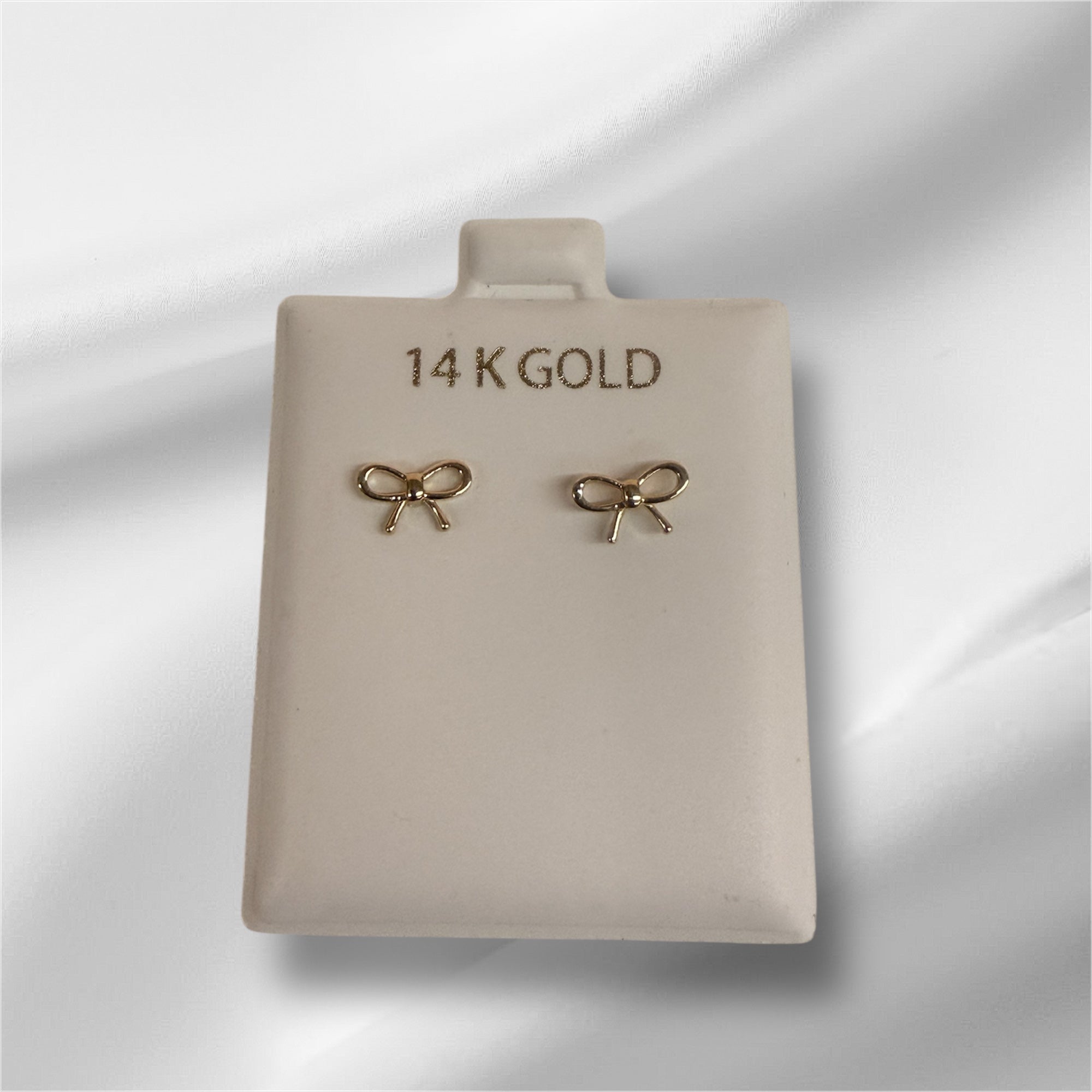 Broqueles de Moño en oro 14k