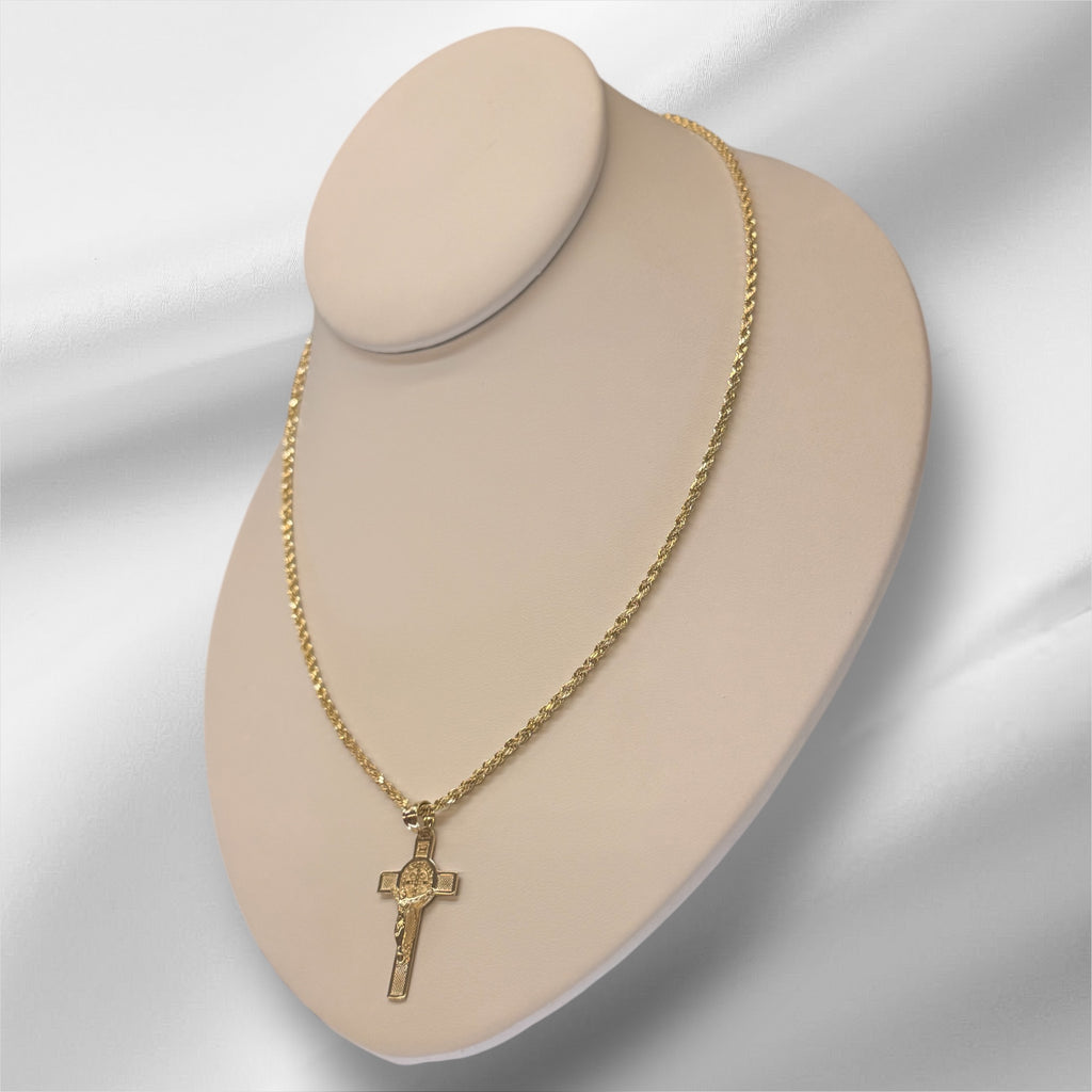 Cadena Rope semi sólida 24” oro 14k y dije crucifijo