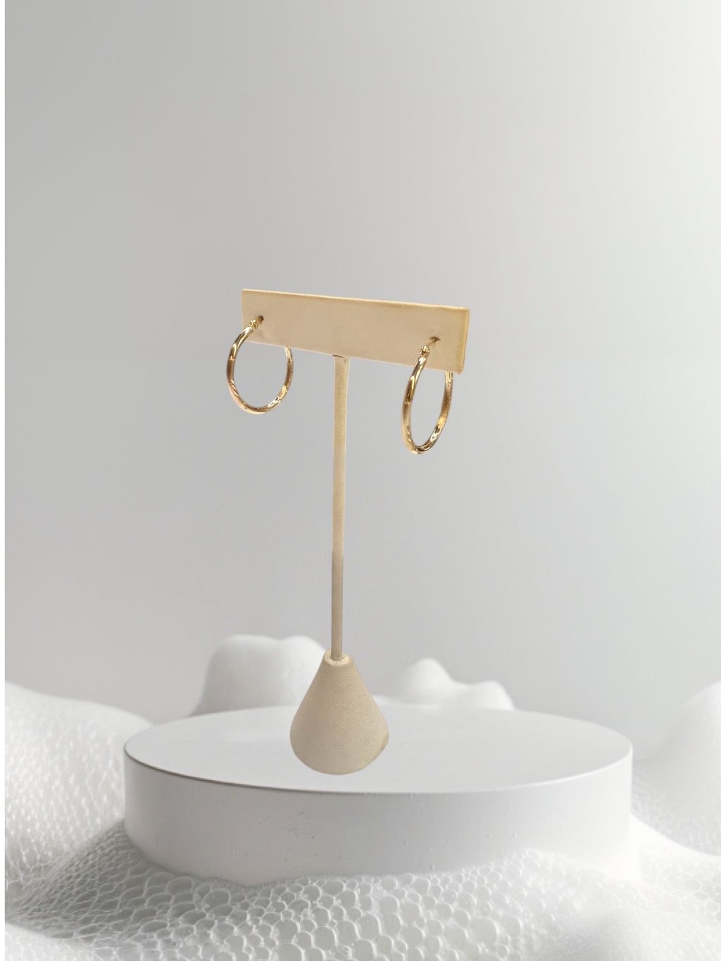 Argollas semi sólidas satinadas oro 14k
