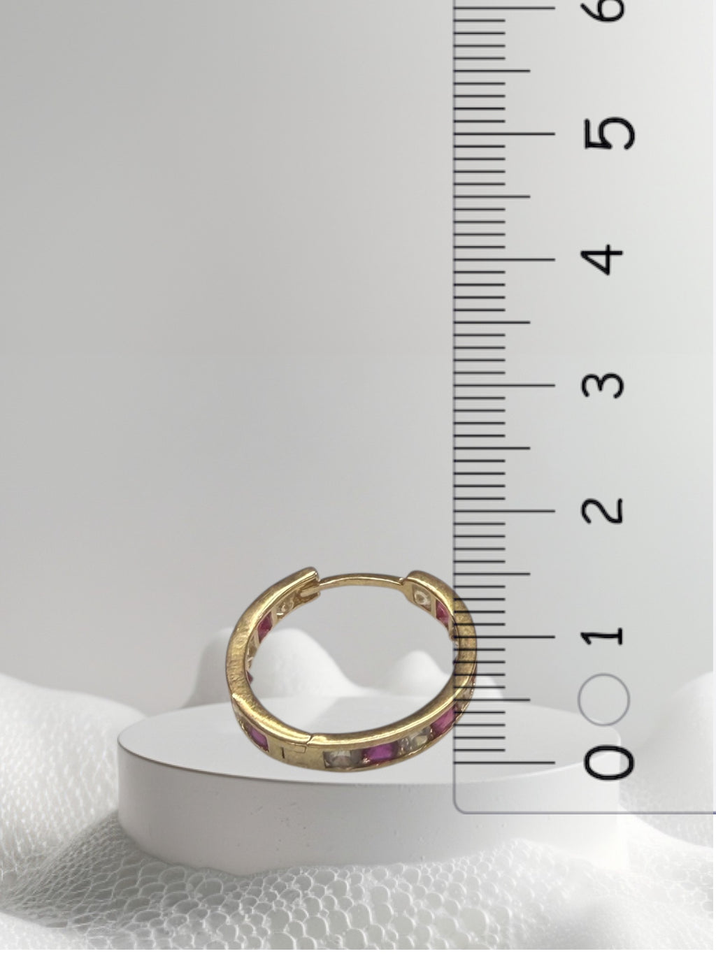 Argollas tipo Huggies oro 14k