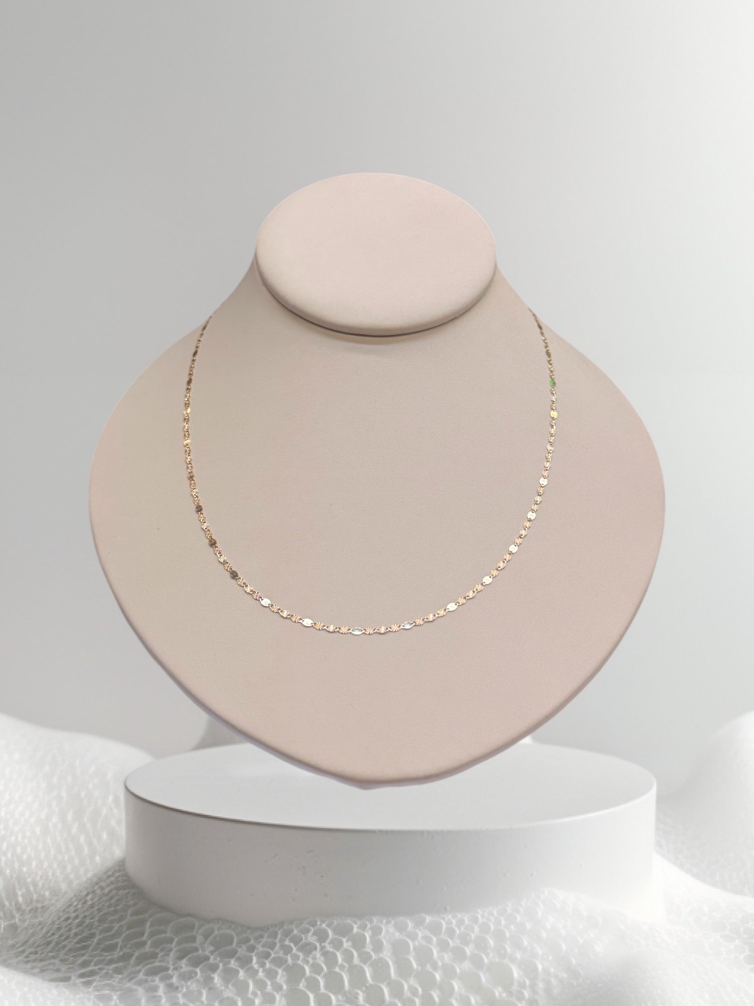 Cadena alternada de 3 tonos oro 14k