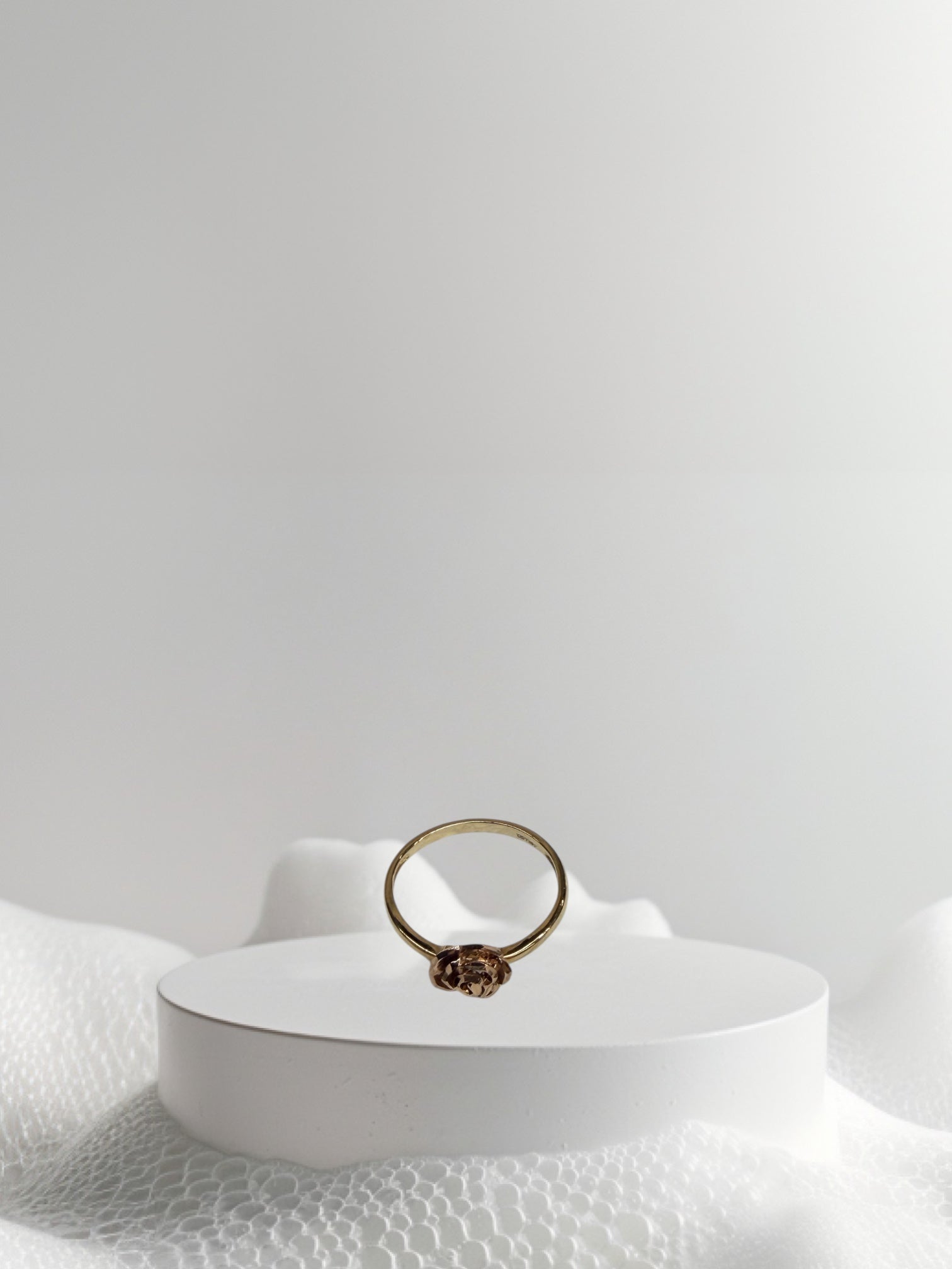 Anillo de flor oro 14k