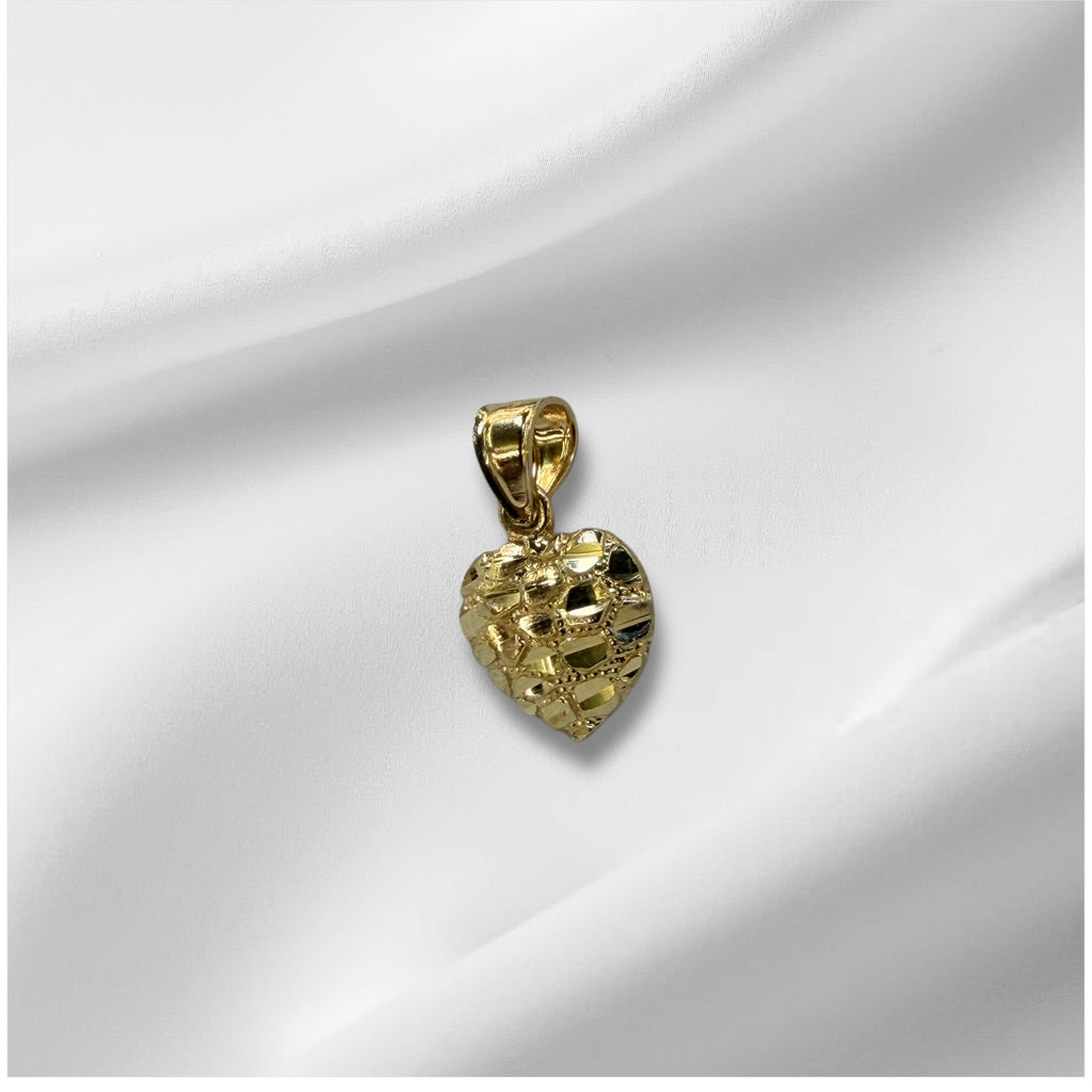 Dije Nugget de corazón pequeño oro 14k