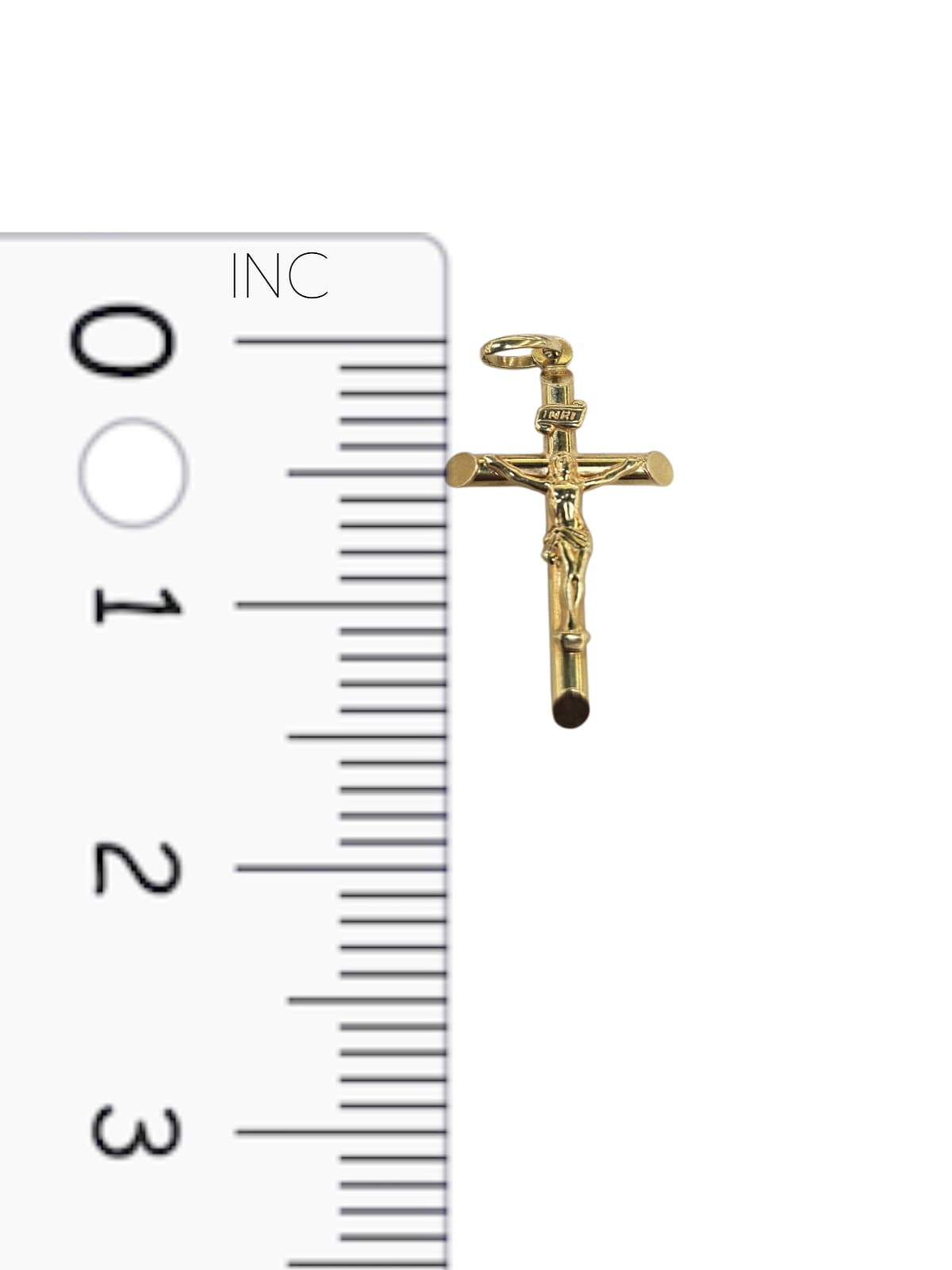 Dije de crucifijo en oro 14k