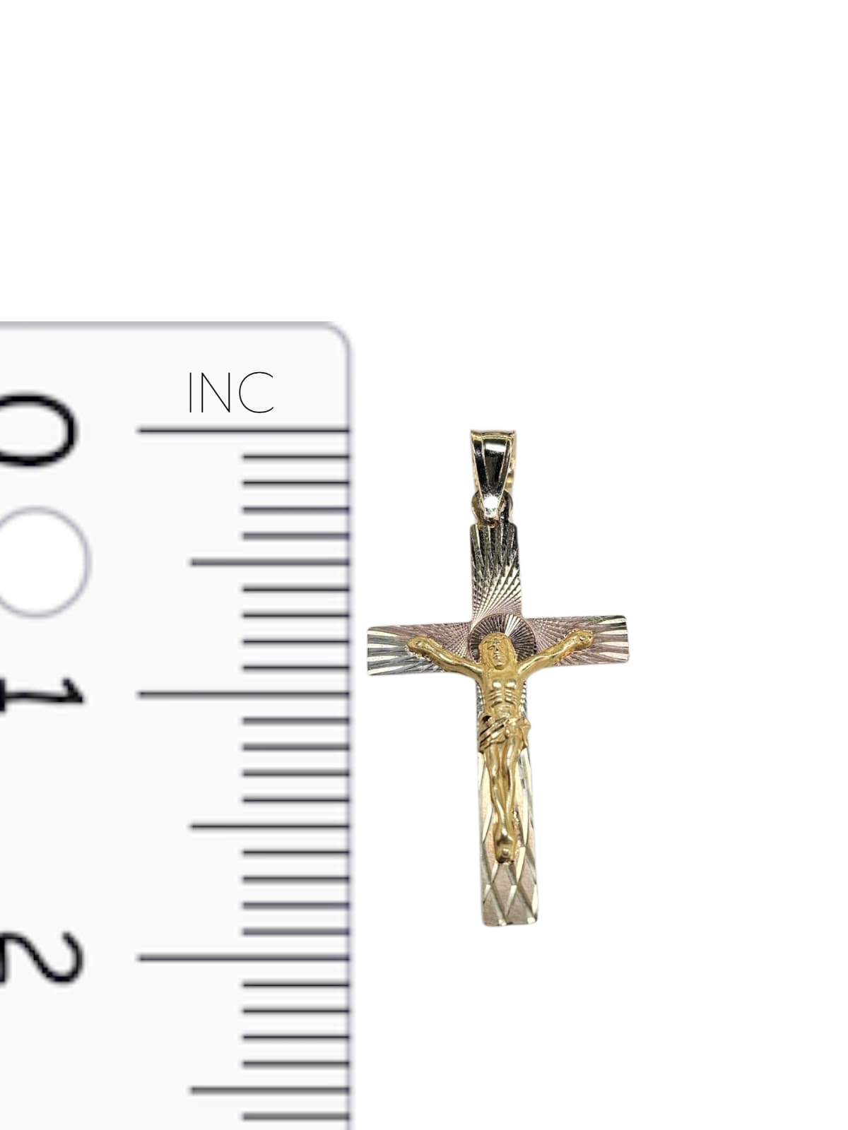 Dije de crucifijo en oro 14k