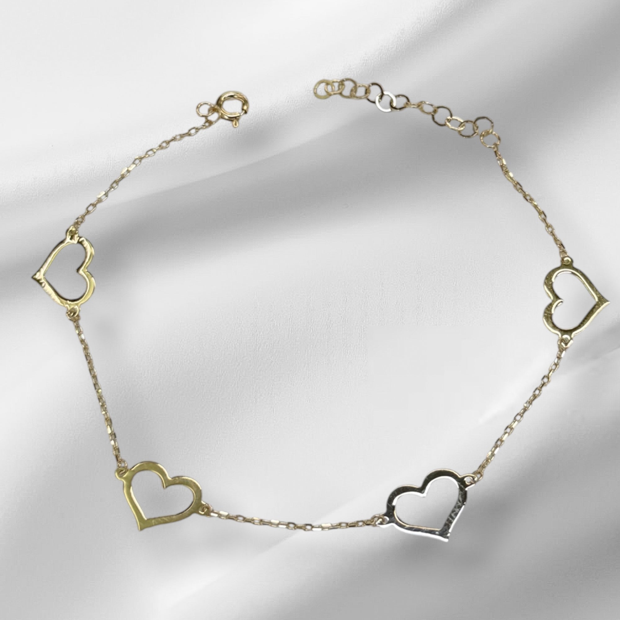 Pulsera rolo de corazones 7” oro 14k
